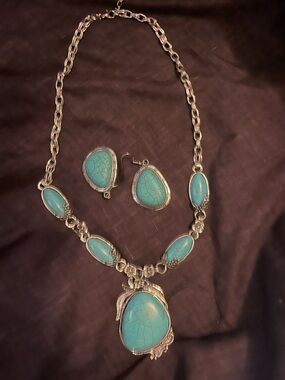 Turquoise Statement Necklace and Earrings Set - Silver Tone
